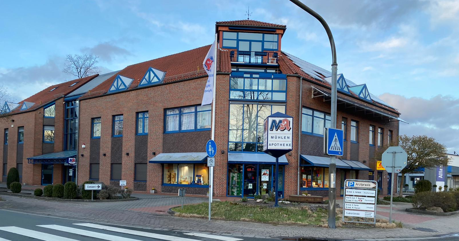 aerztehaus_langendamm_angepasst.jpg
